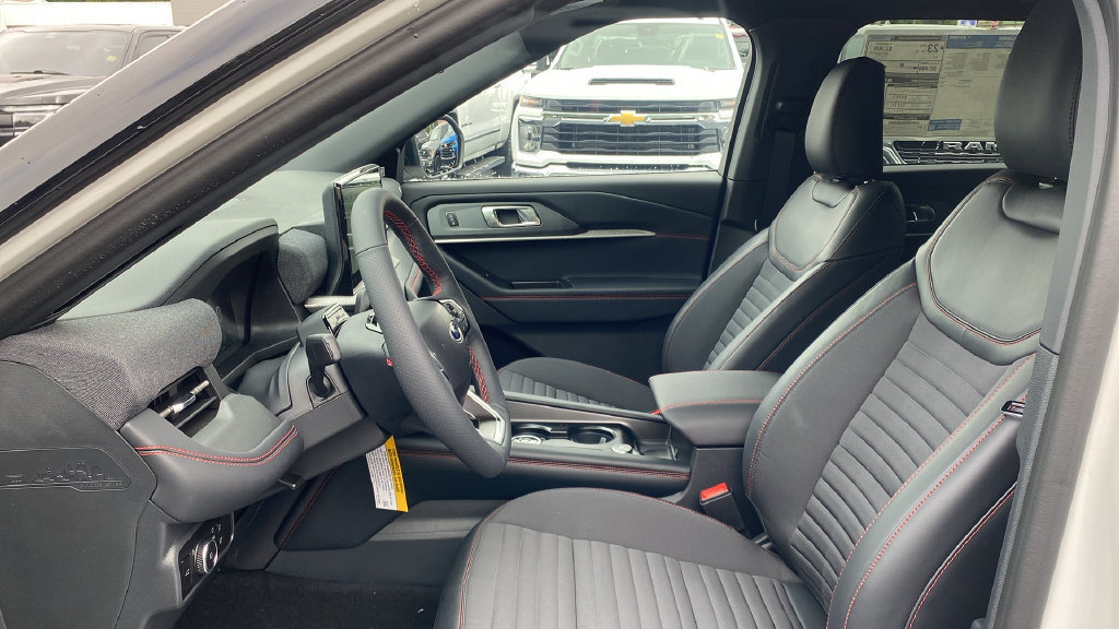 New 2027 Ford Explorer ST-Line AWD/4WD image 16