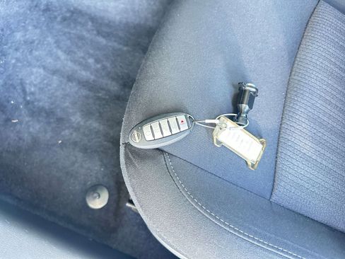 Used 2024 Nissan Altima 2.5 SV image 22