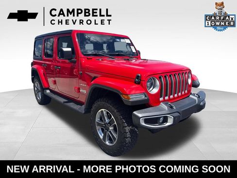 Used 2023 Jeep Wrangler Unlimited Sahara w/ LED Lighting Group AWD/4WD image 7