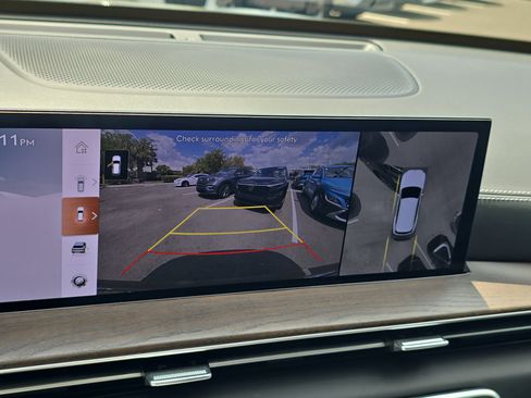 Used 2025 Genesis GV80 2.5T Prestige image 26