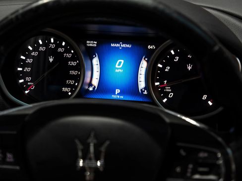 Used 2016 Maserati Ghibli image 21