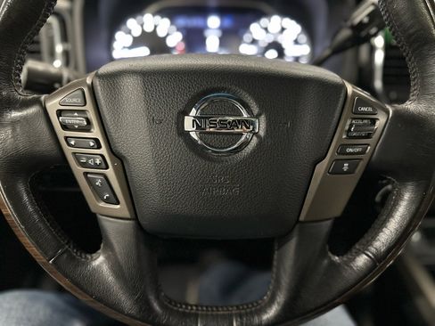 Used 2020 Nissan Titan Platinum Reserve w/ Moonroof Package image 30