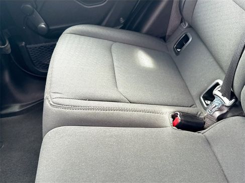 Used 2022 Jeep Gladiator Sport image 28