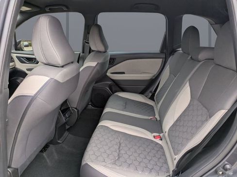 Used 2025 Subaru Forester image 14
