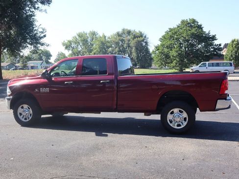 Used 2018 RAM 2500 Tradesman w/ Chrome Appearance Group AWD/4WD image 8
