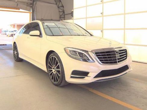 Used 2015 Mercedes-Benz S 550 4MATIC Sedan image 3
