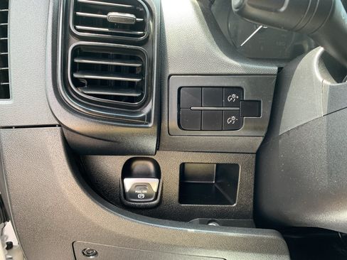 Used 2023 RAM ProMaster 2500 FWD image 15