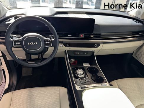 New 2026 Kia Carnival SX Prestige image 25