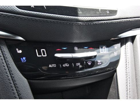 New 2026 Cadillac XT5 Sportv w/ LPO, Onyx Lite Package AWD/4WD image 18