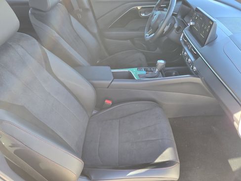 Certified 2025 Acura ADX A-Spec image 21