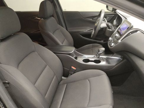 Used 2022 Chevrolet Malibu LT FWD image 21
