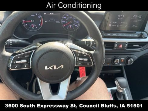 Used 2023 Kia Forte LXS w/ LXS Technology Package FWD image 10