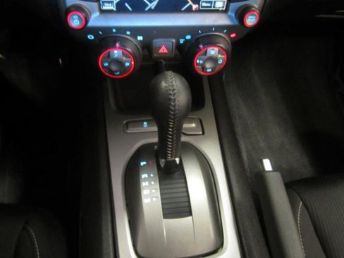 Used 2015 Chevrolet Camaro LT RWD image 19