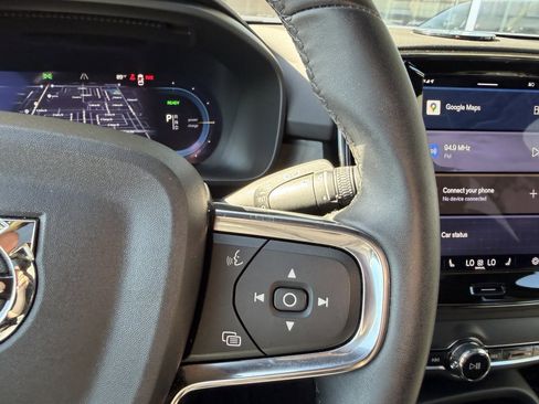 Used 2023 Volvo C40 P8 Recharge Plus image 30