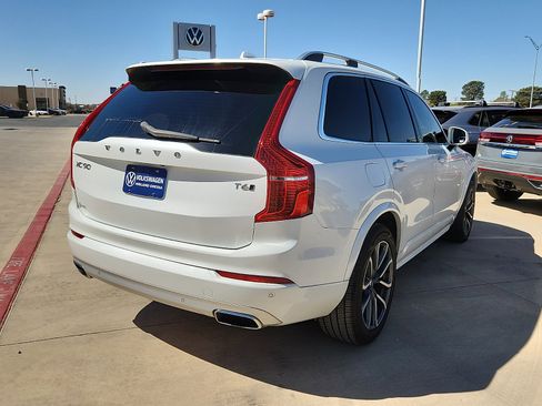 Used 2019 Volvo XC90 T6 Momentum image 7