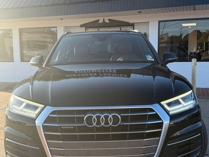 Used 2018 Audi Q5 2.0T Premium Plus w/ Premium Plus Package