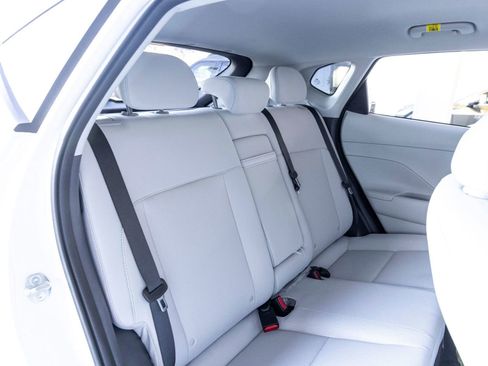 New 2025 Hyundai Kona SEL FWD image 18