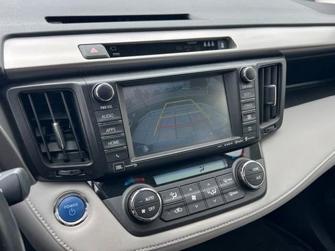 Used 2017 Toyota RAV4 Limited AWD/4WD image 23