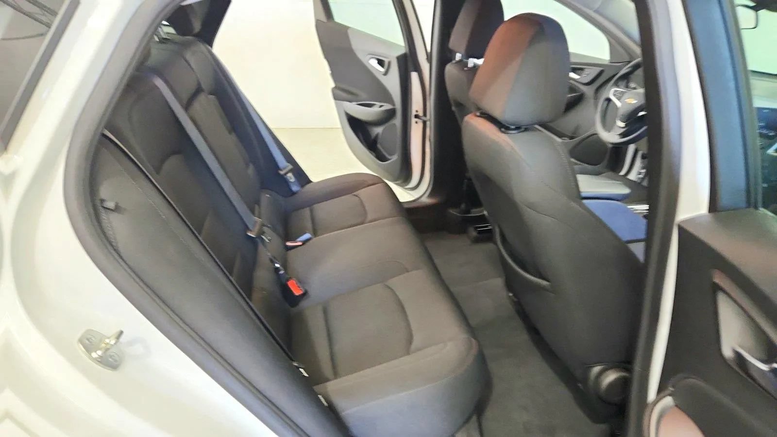 Used 2025 Chevrolet Malibu LT FWD image 27