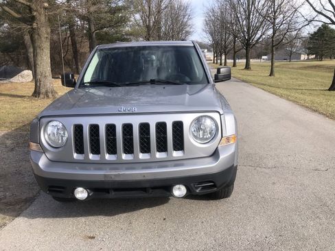 Used 2016 Jeep Patriot Sport w/ Power Value Group image 6
