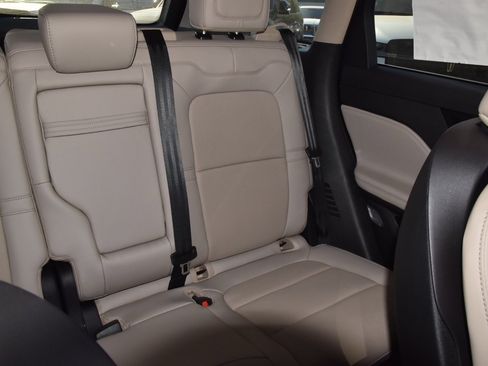 New 2026 Lincoln Corsair Reserve image 21