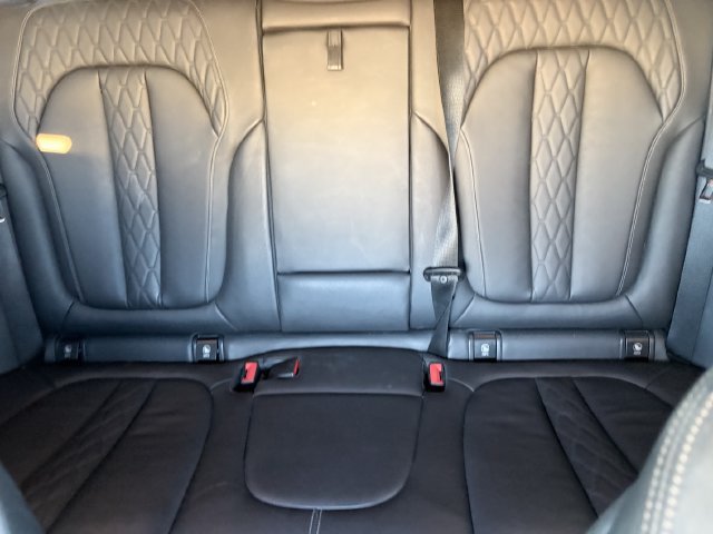 Used 2019 BMW X5 xDrive40i w/ M Sport Package AWD/4WD image 9