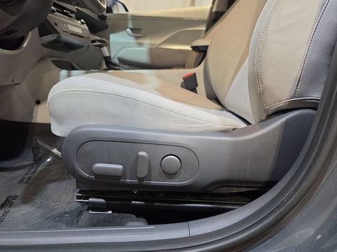Used 2024 Hyundai Kona SEL FWD image 14
