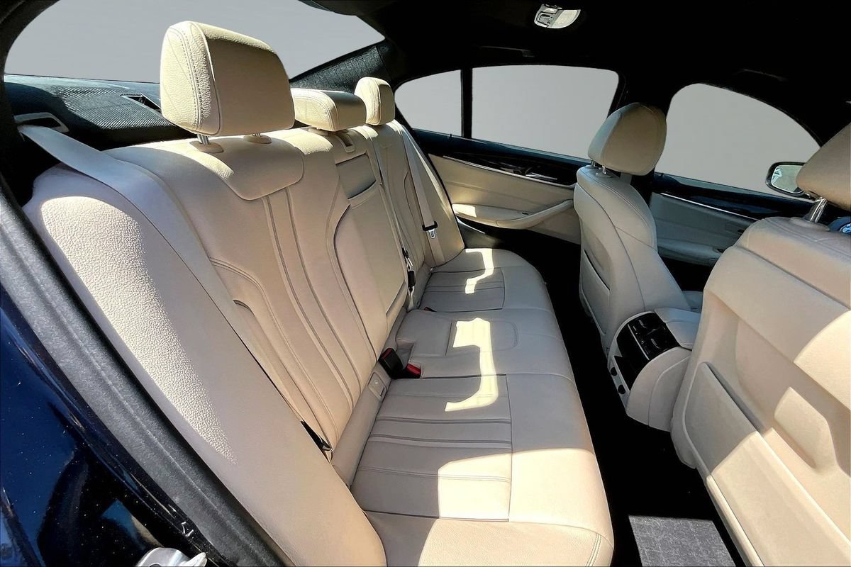 Used 2018 BMW 530i xDrive AWD/4WD image 15