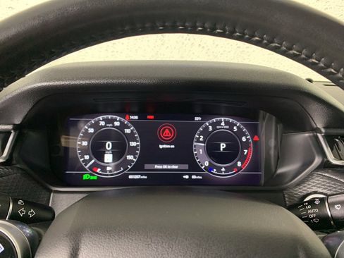 Used 2018 Land Rover Range Rover Velar S image 22