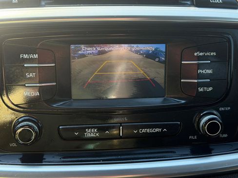 Used 2016 Kia Sorento EX FWD image 21