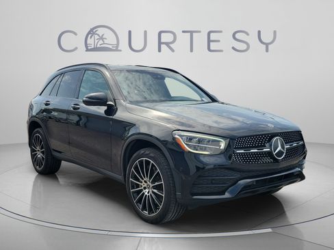 Used 2022 Mercedes-Benz GLC 300 image 4
