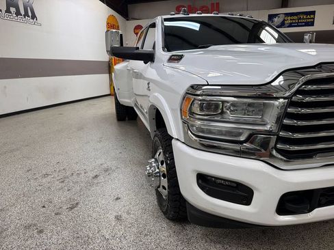 Used 2022 RAM 3500 Limited AWD/4WD image 14