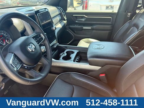 Used 2025 RAM 1500 Laramie AWD/4WD image 10
