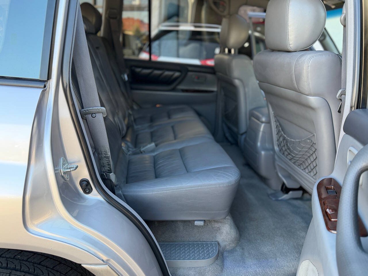 Used 1999 Toyota Land Cruiser w/ Leather Trim Pkg AWD/4WD image 56