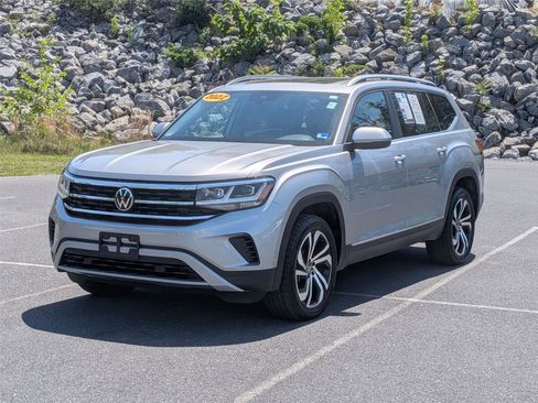 Used 2022 Volkswagen Atlas SEL AWD/4WD image 3