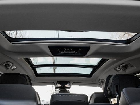 Used 2023 BMW X7 xDrive40i w/ Executive Package image 20