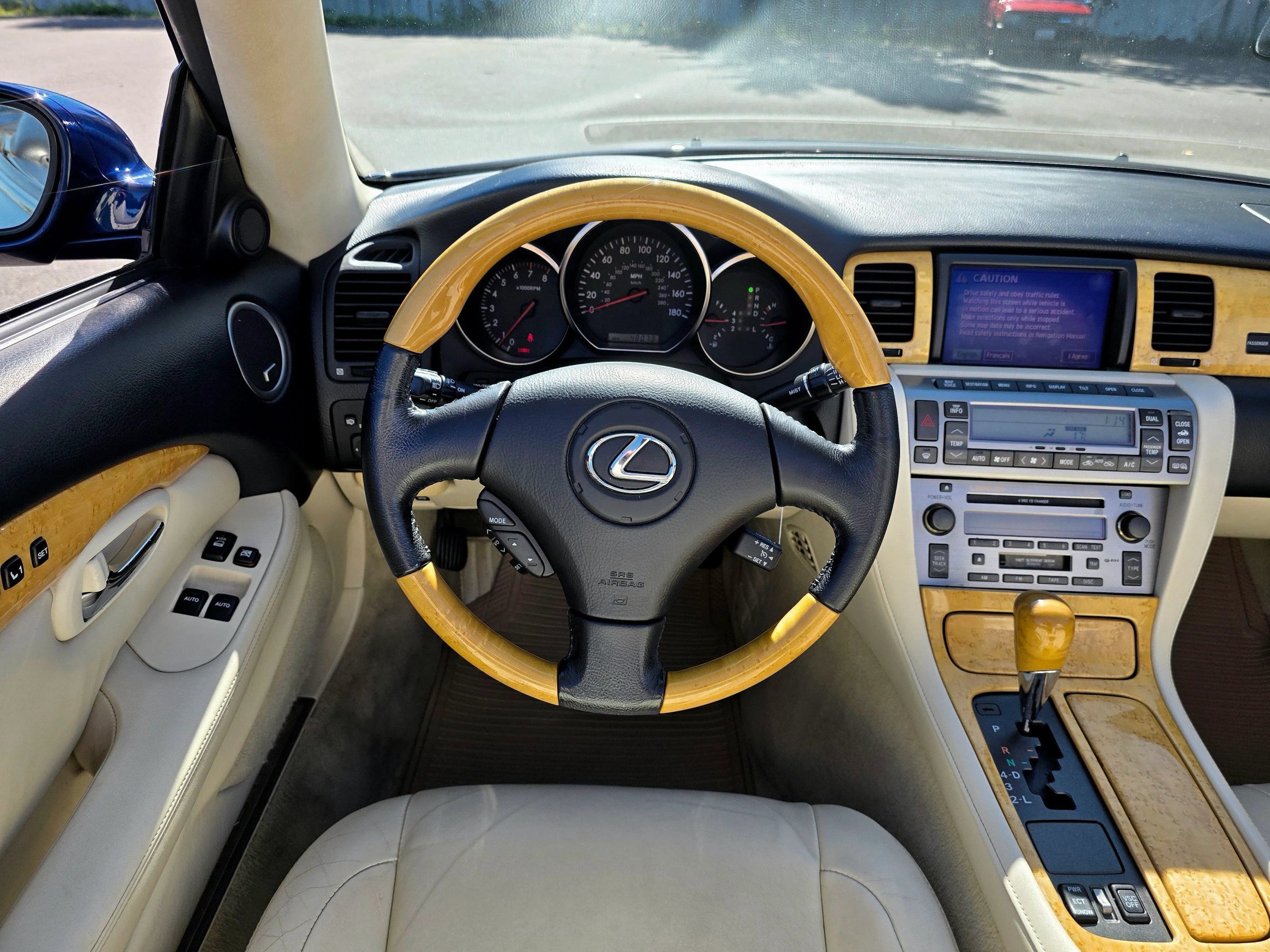 Used 2005 Lexus SC 430 Convertible RWD image 26