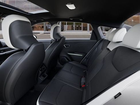 New 2026 Kia K4 GT-Line Turbo image 18