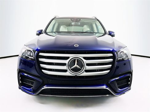 New 2026 Mercedes-Benz GLS 450 4MATIC image 2