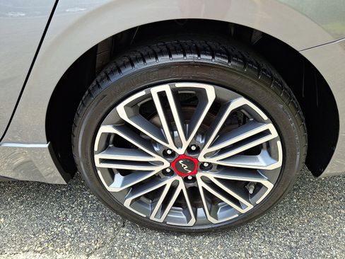 Used 2023 Kia Forte GT FWD image 28