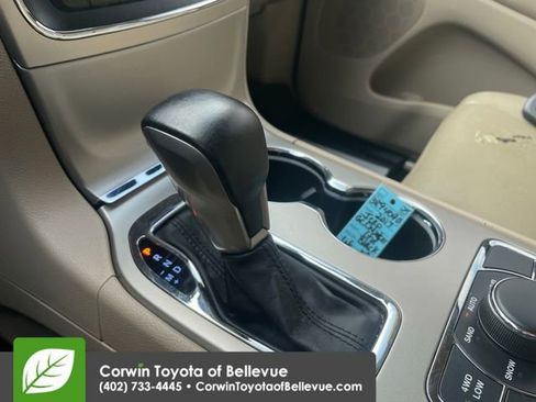 Used 2017 Jeep Grand Cherokee Limited w/ Luxury Group II image 14