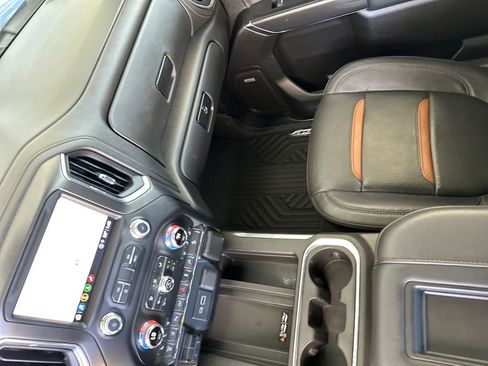 Used 2022 GMC Sierra 2500 AT4 w/ AT4 Preferred Package image 27