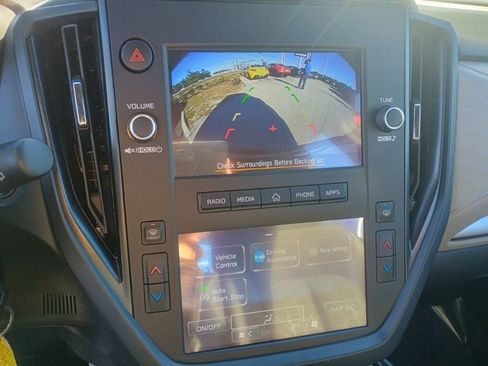 Certified 2025 Subaru Forester Base image 28