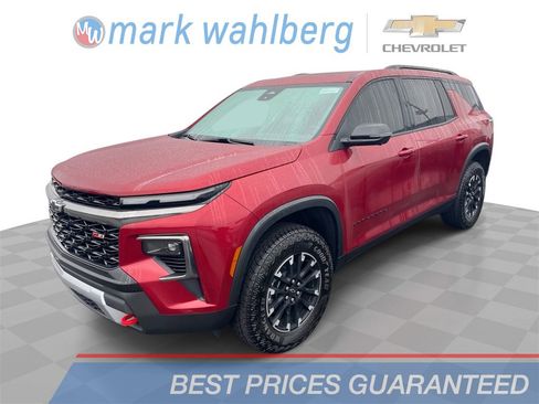 Used 2025 Chevrolet Traverse Z71 w/ Driver Confidence Package image 1