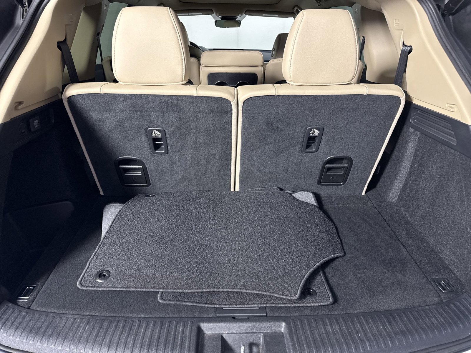 Used 2023 Acura MDX SH-AWD image 36