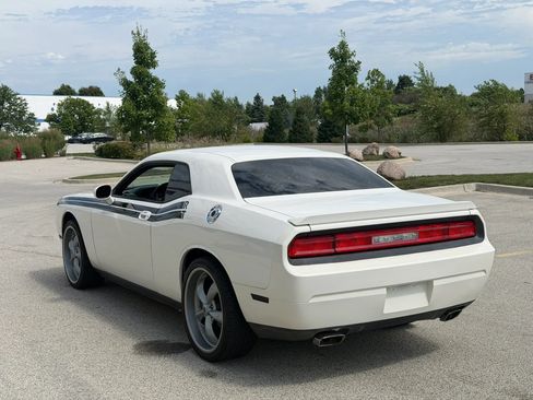 Used 2009 Dodge Challenger R/T RWD image 7