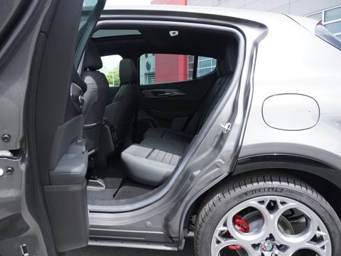 Certified 2024 Alfa Romeo Tonale Ti image 34