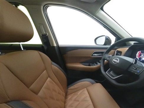 New 2026 Nissan Rogue Platinum w/ Platinum Premium Package image 27