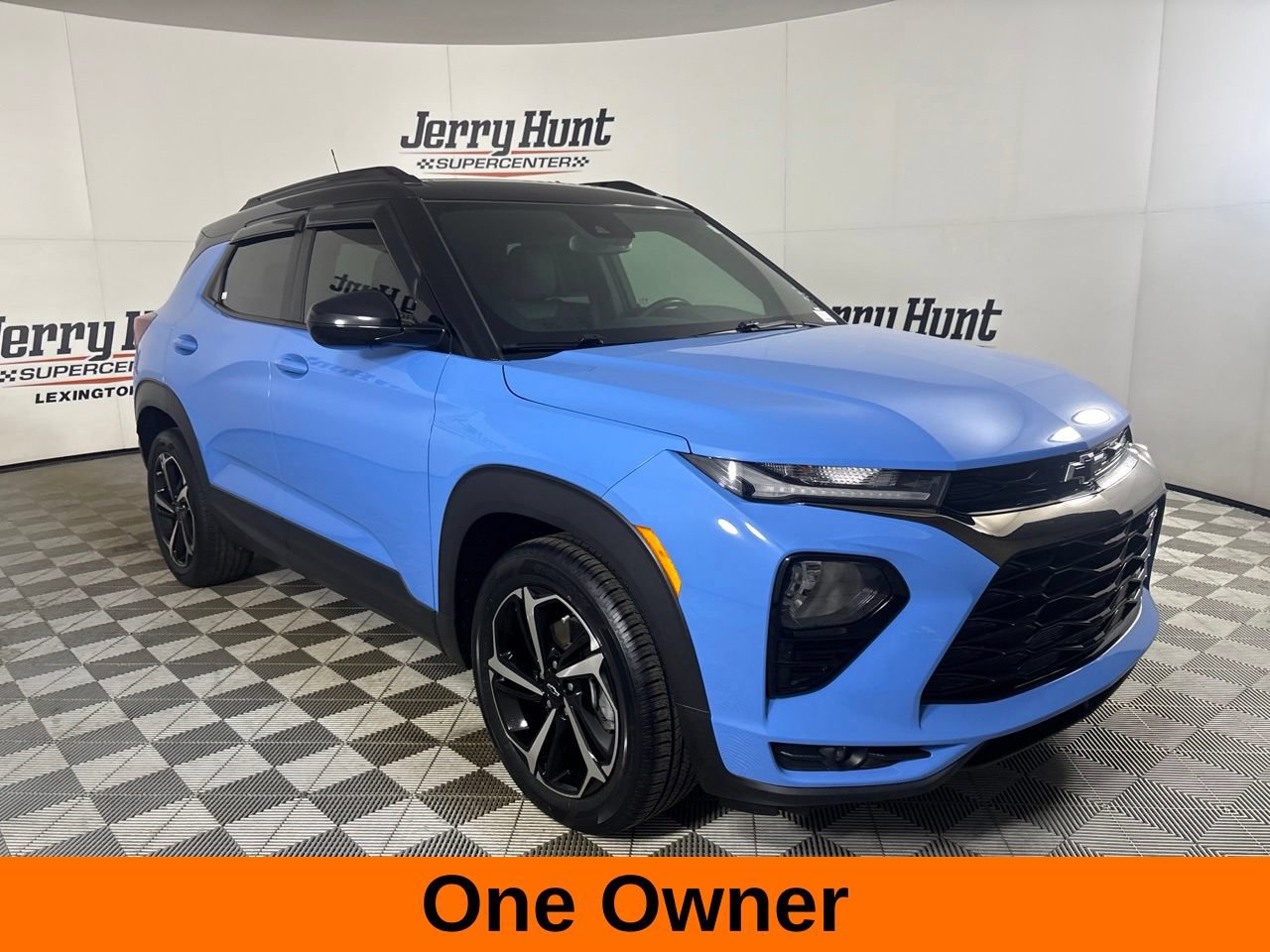 Used 2023 Chevrolet TrailBlazer RS w/ Sun and Liftgate Package FWD image 4