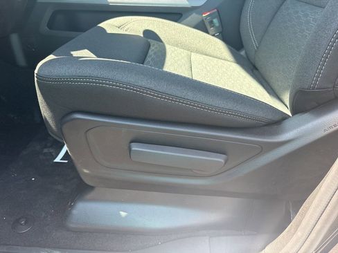 New 2026 RAM 1500 Express AWD/4WD image 16